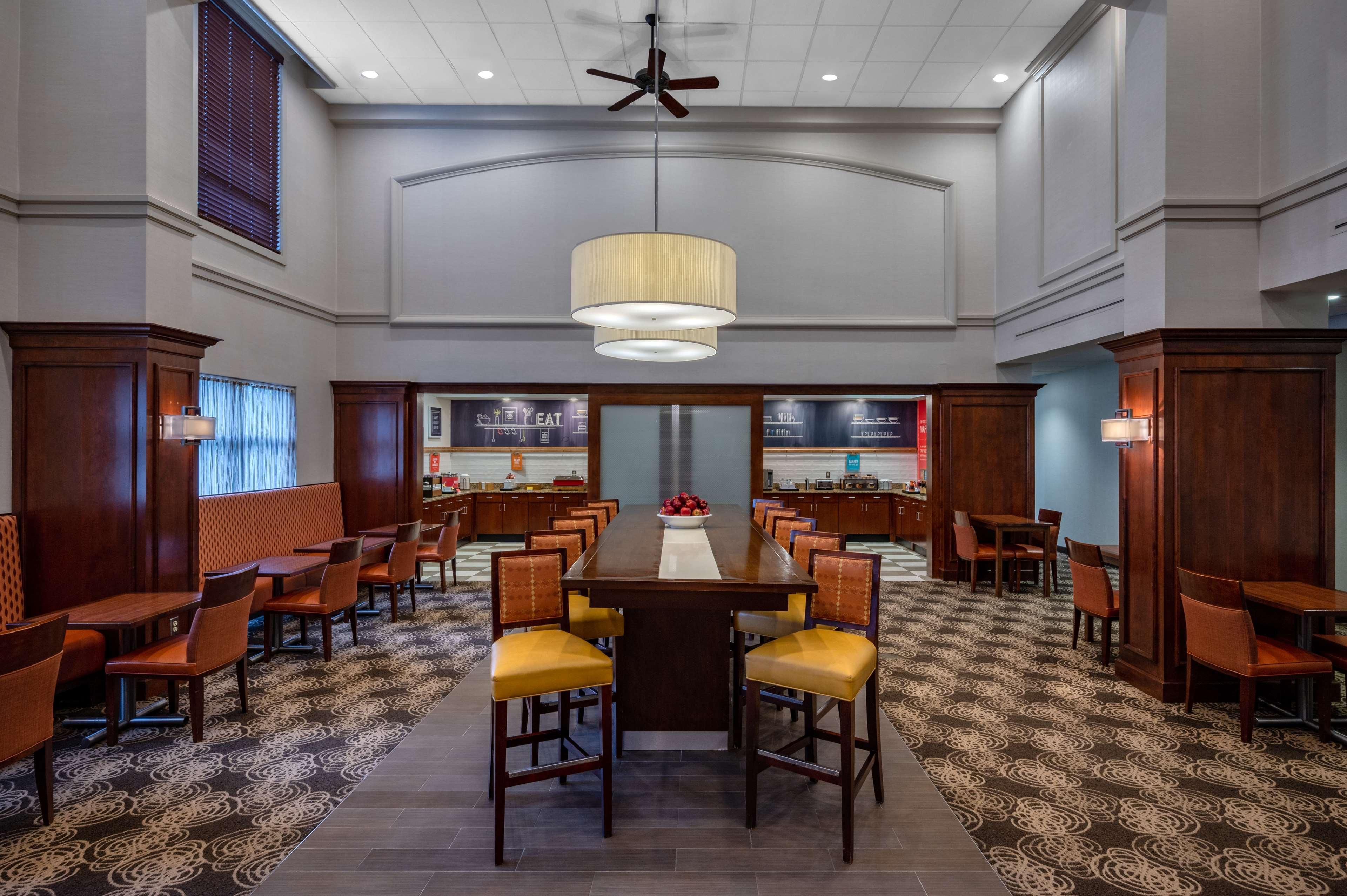 Hampton Inn Raynham-Taunton Kültér fotó